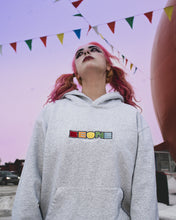 Charger l&#39;image dans la visionneuse de la galerie, &#39;&#39;Box Logo Multi-couleur&#39;&#39; Hoodie Gris
