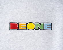 Charger l&#39;image dans la visionneuse de la galerie, &#39;&#39;Box Logo Multi-couleur&#39;&#39; Hoodie Gris
